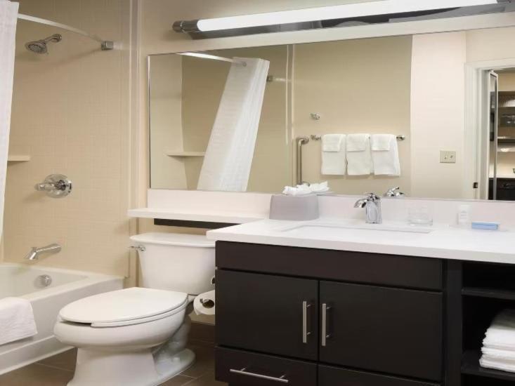 Candlewood Suites - Newark South - University Area By Ihg Buitenkant foto
