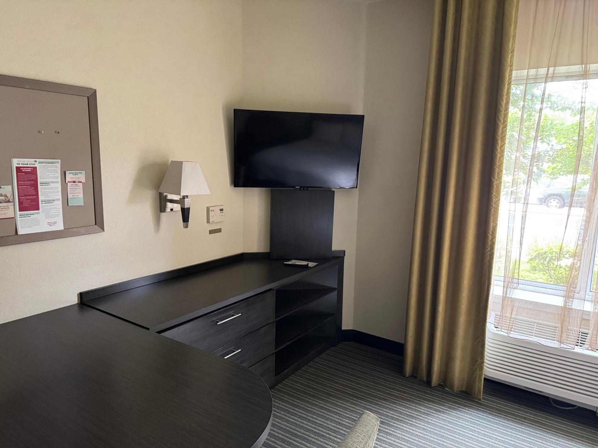 Candlewood Suites - Newark South - University Area By Ihg Buitenkant foto