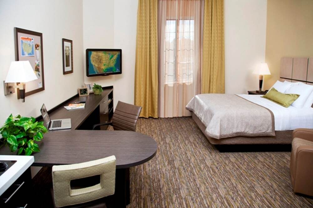 Candlewood Suites - Newark South - University Area By Ihg Buitenkant foto