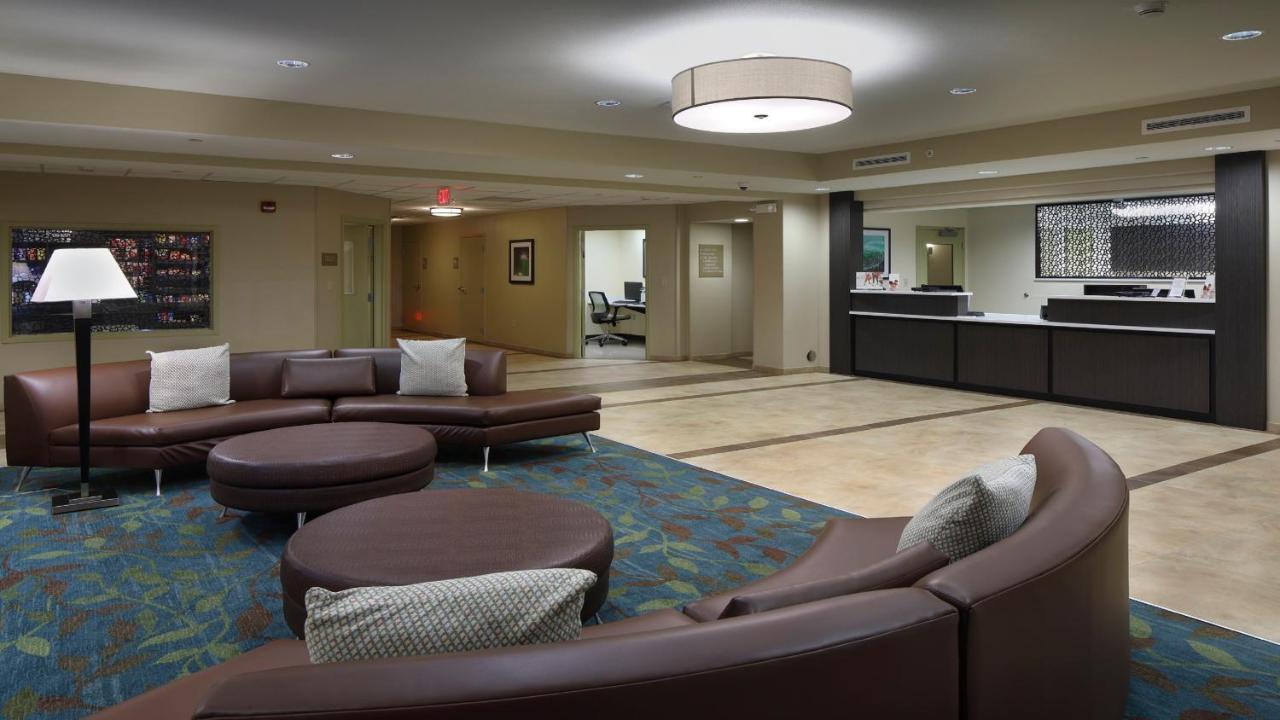 Candlewood Suites - Newark South - University Area By Ihg Buitenkant foto