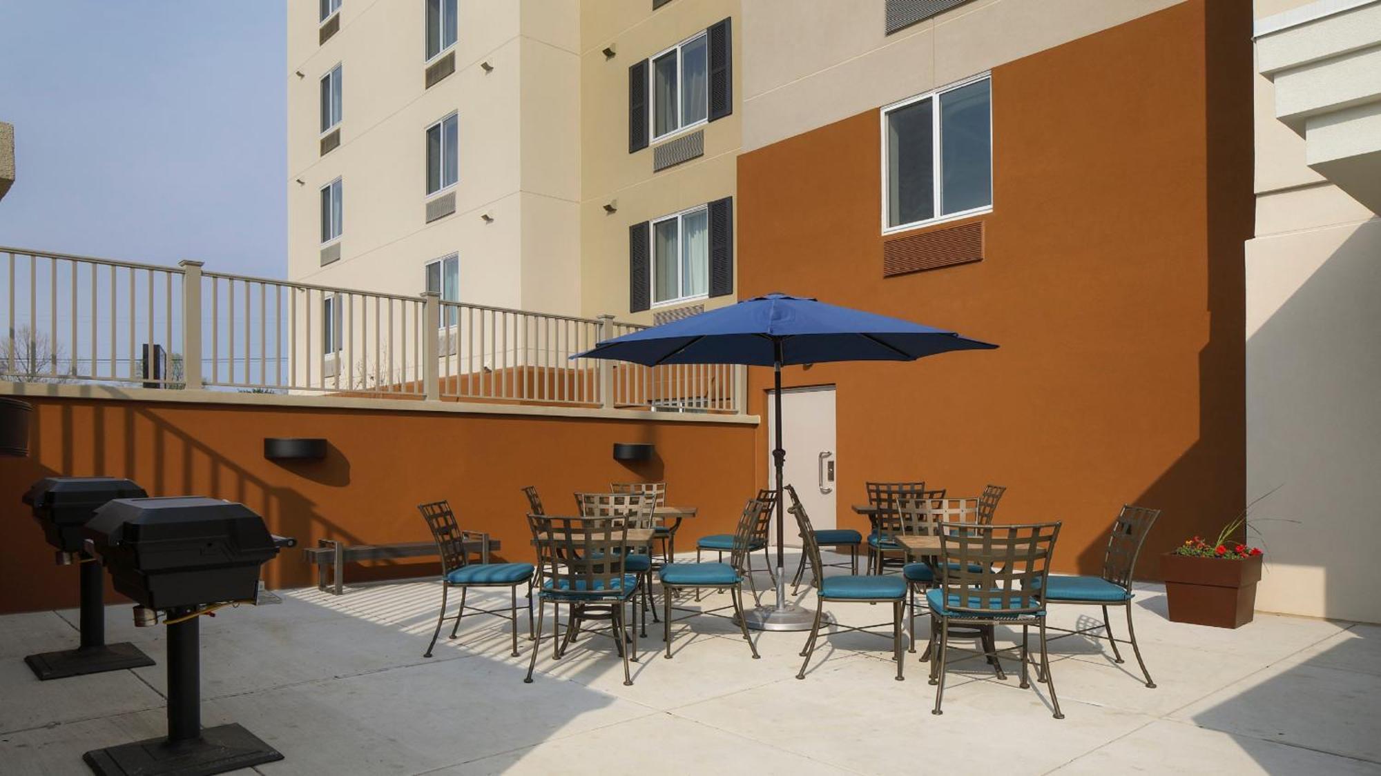 Candlewood Suites - Newark South - University Area By Ihg Buitenkant foto